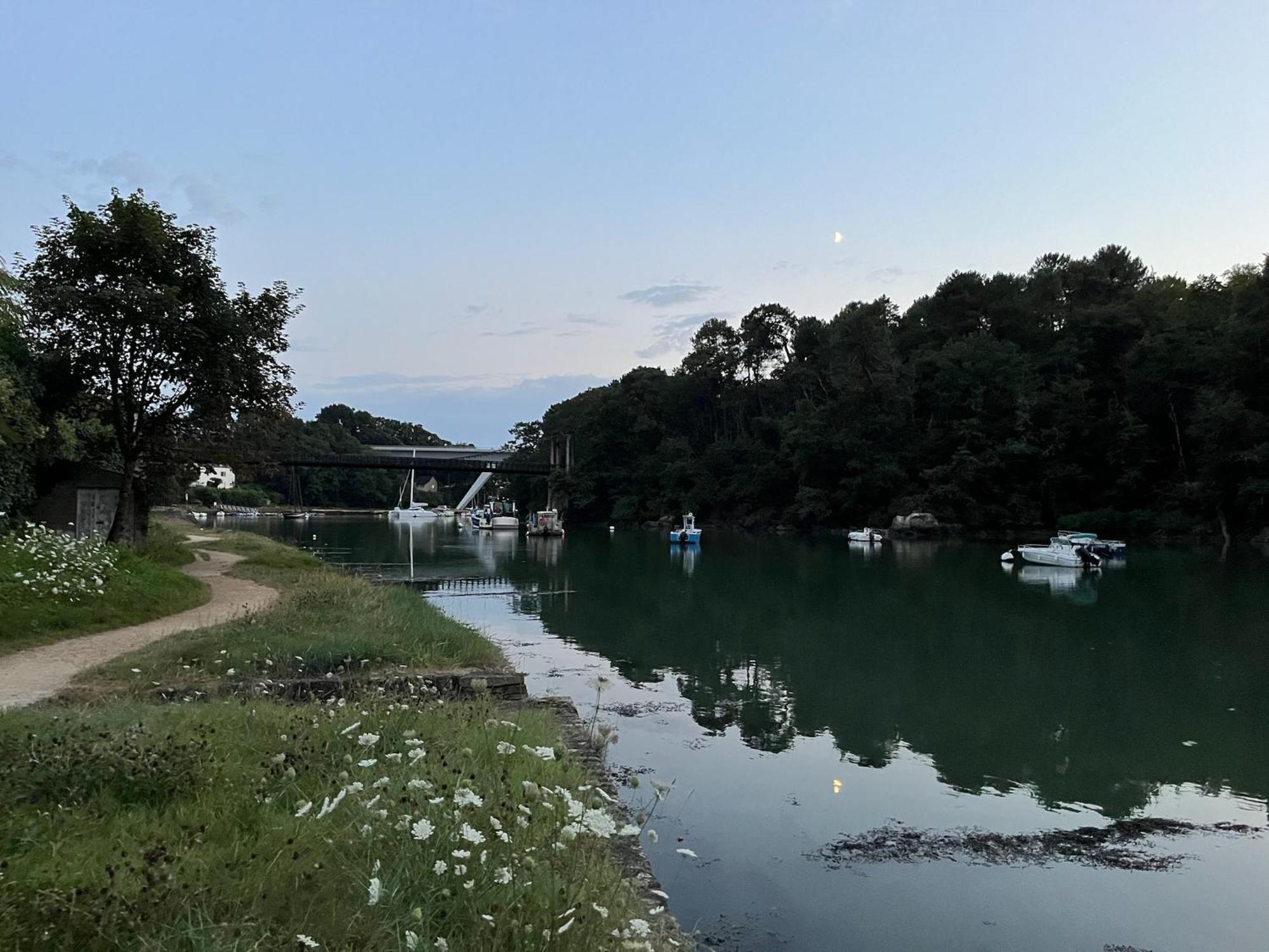 Appartement T2 Vue Sur La Riviere Avec Garage Privatif - Port De Saint-Goustan Auray Exteriér fotografie